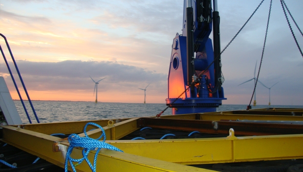 L 8B591404 Dd98 B4b8 C5095deba3bc62b6